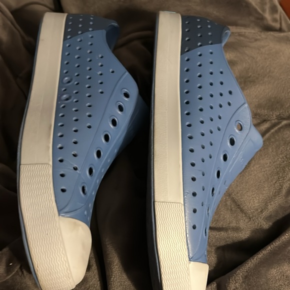 NATIVE Shoes Unisex 6 Men’s 8 Women’s Blues/Gray Slip On Lightweight Sneakers - Picture 5 of 6